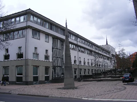 Fulda Justizgebäude (Treppe Und Skulptur)