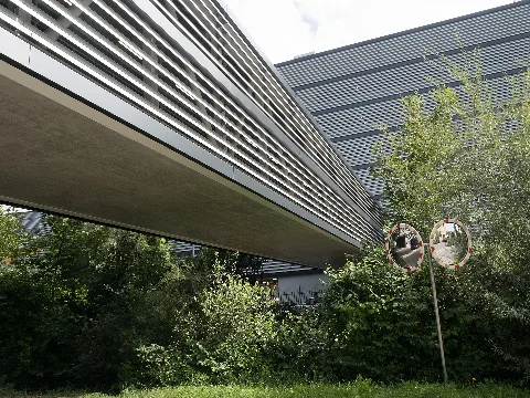 Galliker Car Expert Center Parkhausverbindungsbrücke Über Die Wigger, Altishofen Lu – Nebikon Lu 20210818 Jag9889