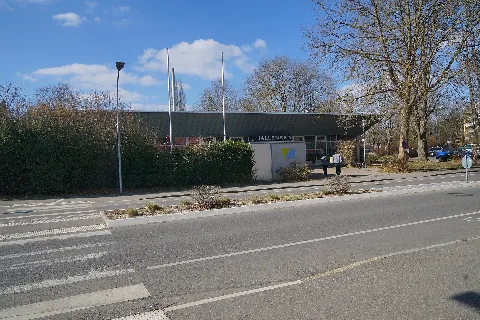 Gartenhallenbad Maichingen 01