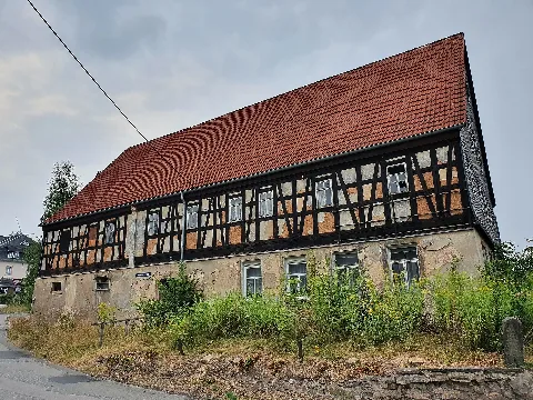 Gasthof Mit Wohnstallhaus Mit Vorgarten (An Der Linde 2), Gasthaus (Dresdner Straße 7) Und Seitengebäude (Mit Oberlaube) (St. Jacober Hauptstraße 52) An Der Linde 2