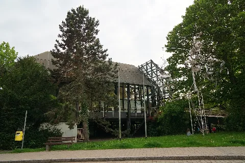 Gebäude Und Straßenansichten In Maichingen 18