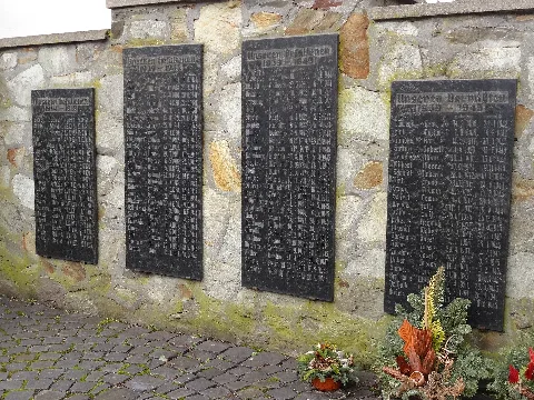 Gedenkstätte (Bruchenbrücken) 06