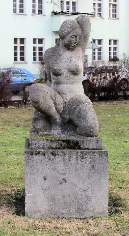 Gedenkstatur Andenacherstr Ingelheimerstr (Karl) Kniende Von Karl Trumpf