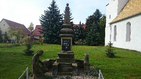 Gefallenendenkmal Roitzsch(Trossin)