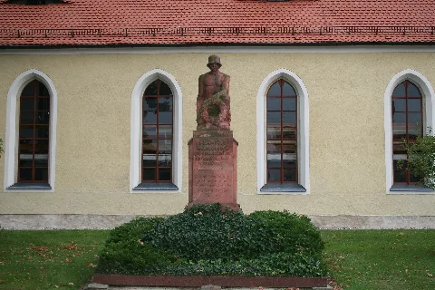 Gefallenendenkmal Schönfeld