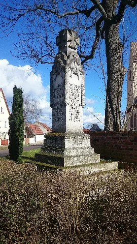 Gefallenendenkmal Zinna