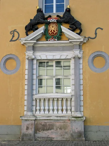 Gelbes Schloss (Löwentor Am Burgplatz) In Weimar