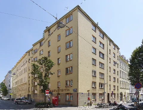 Gemeindebau Stumpergasse 42