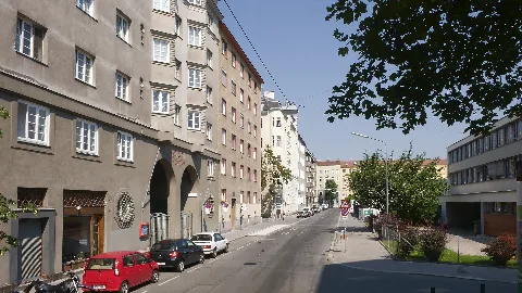 Gemeindebau Wohlmutstraße 14 02