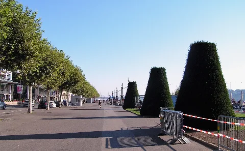 Geneve Quai Du Mont Blanc Pict4572