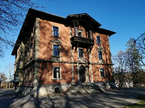 Ger — By – Oberbayern — Lkr. Miesbach — Miesbach — Frauenschulstraße 1 (D 1 82 125 7) 2020