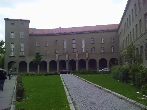 Gerichtsgebauede Krems