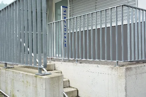 Gitter Arztpraxis Albisrieden