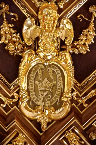 Goldener Saal Im Rathaus Augsburg Eckrelief (7765683624)