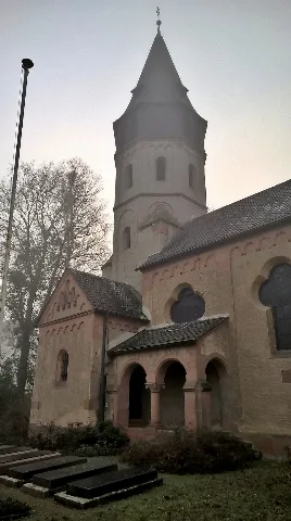 Gottlieben Kapelle Herrnsheim Parkansicht