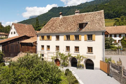 Gr Haus Von Moos 1