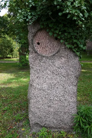 Grabstein Von Rudolf Leuckart In Leipzipg