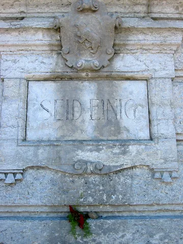 Grauholzdenkmal2 08