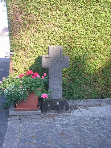 Green, Grabkreuz (2)
