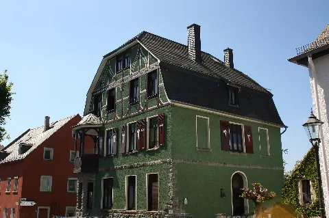 Hermann-Geisen-Straße 55, Kulturdenkmal in Grenzhausen, Ortsteil von Höhr-Grenzhausen, Westerwaldkreis, Rheinland-Pfalz, Deutschland
