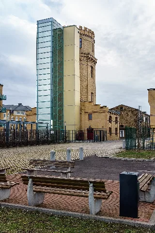 Greppin Ehem Farbenfabrik Wasserturm 02