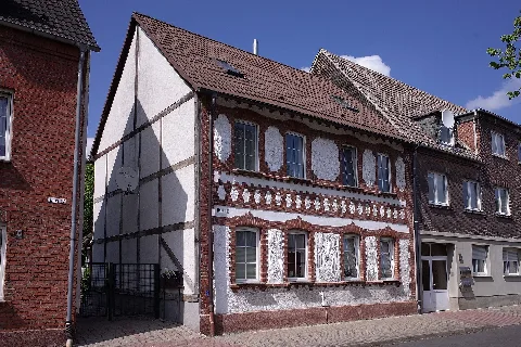 Greppin, Ernst Thälmann Straße 16
