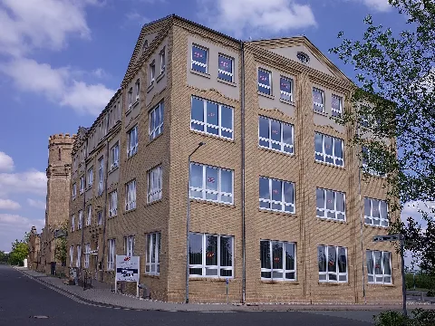 Greppin, Euroschule, Euroakademie