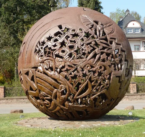 Großplastik „Alltags“ Von Gottfried Bräuling Panoramio