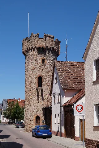 Grosswallstadt Runder Turm01