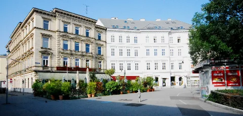 Guentherz 2010 09 11 0165 Wien03 Radetzkyplatz