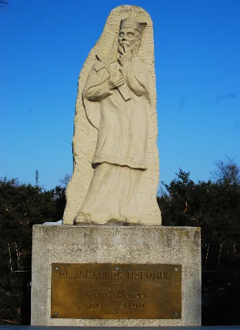 Guentherz 2011 01 29 0019 Teesdorf Statue Johannes Nepomuk