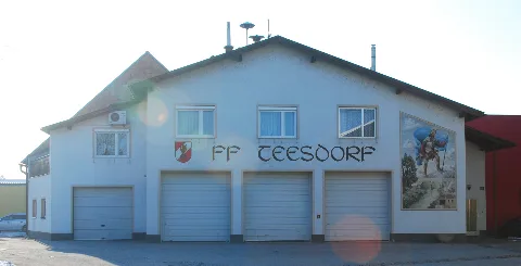 Guentherz 2011 01 29 0025 Teesdorf Feuerwehrhaus