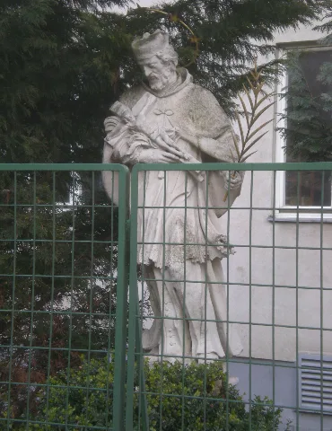Guentherz 2011 03 10 1297 Wien17 Dornbacher Strasse124A Statue Johannes Nepomuk