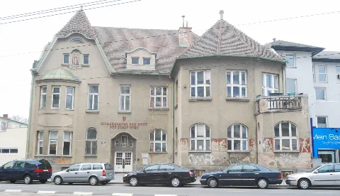 Guentherz 2011 03 26 0002 Wien12 Hetzendorferstrasse Kindergarten