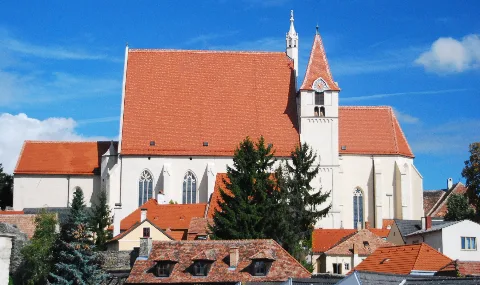Guentherz 2011 09 10 0304 Eggenburg Kirche