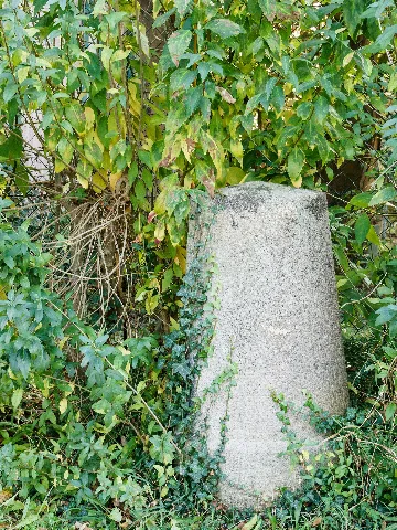 Haemerten Preussischer Rundsockelstein 941