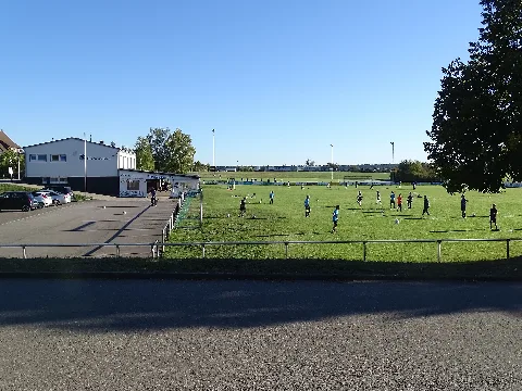 Häuser Und Straßenansichten Neubulach 80