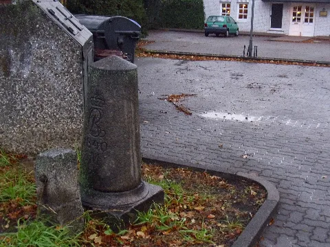Halbmeilenstein Chaussee Altona Lübeck Altona 2½M (Norderstedt) 02