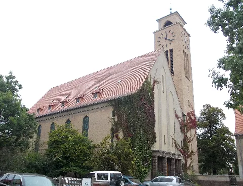 Halle Luther1