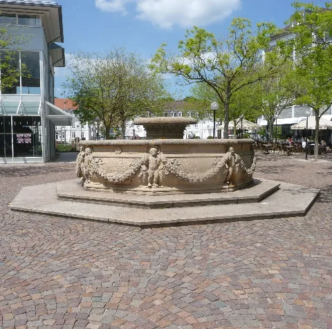 Hallplatz Panoramio