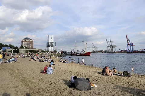 Hamburg (Derhexer) 2011 08 13 18