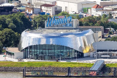 Hamburg Theater An Der Elbe 2016
