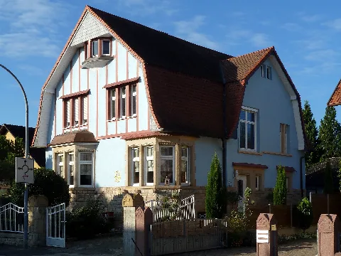Hassloch Bahnhofstrasse 44 20120914 420E