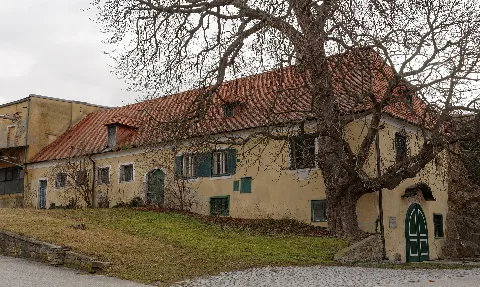 Hauerhaus 5720 In A 3601 Unterloiben