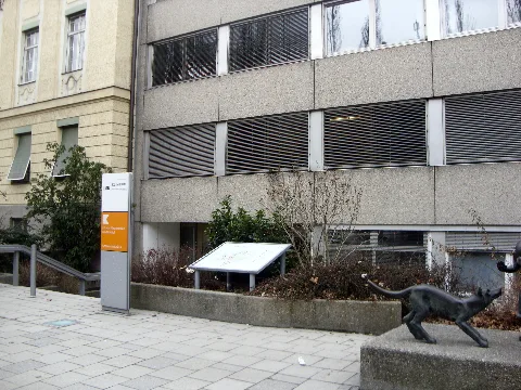 Haunersche Haupteingang
