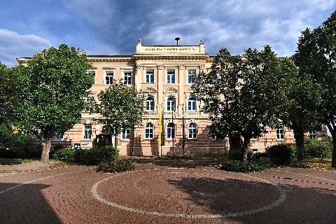Hauptschule Raulestr 5 Bad Voeslau