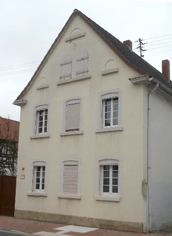 Hauptstraße 77 2