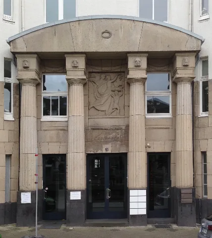 Haus Esplanade, Luegplatz 3, Eingangsportal, Düsseldorf Oberkassel