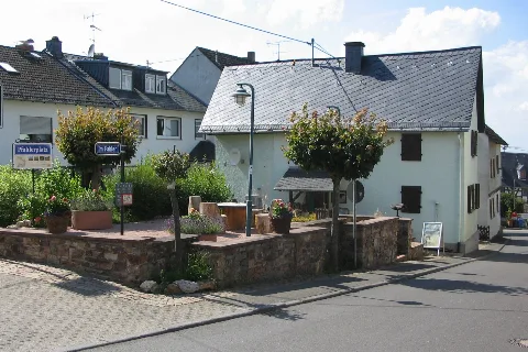 Hausenvdhpfahlerplatz