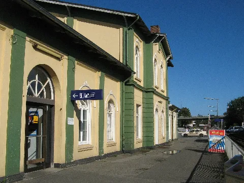 Heide Bahnhofsgebaeude